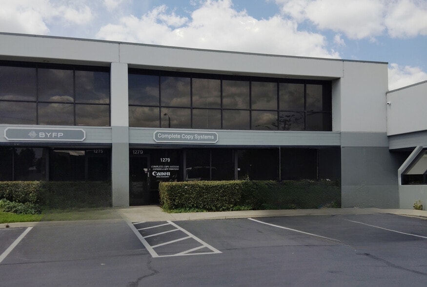 Primary Photo Of 1279 N Tustin Ave, Anaheim Light Distribution For Sale