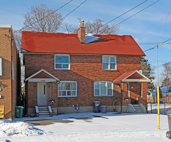 More Photos Of 1199-1201 Lakeshore Rd E, Mississauga Apartments For Sale