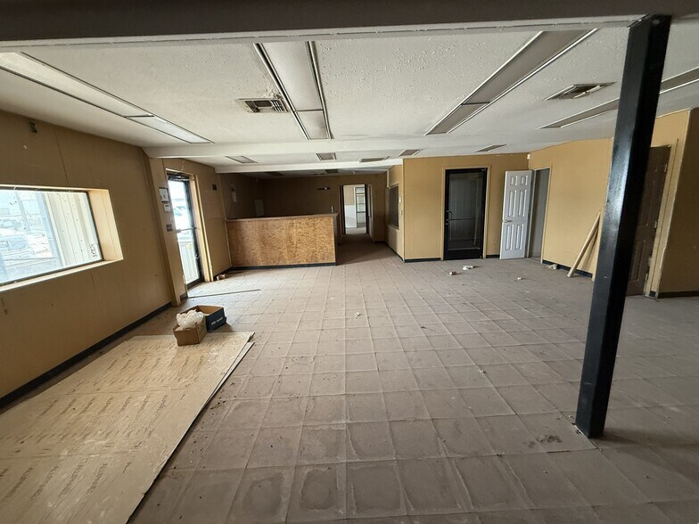 More Photos Of 1561 US Highway 380, Plains Warehouse For Sale