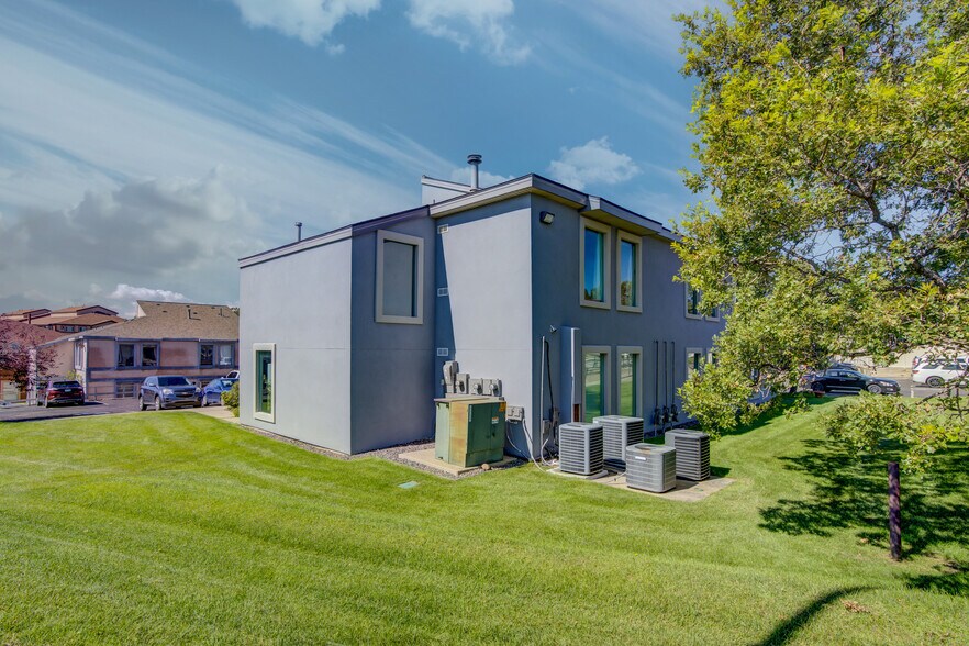 More Photos Of 2960 N Academy Blvd, Colorado Springs Office For Sale