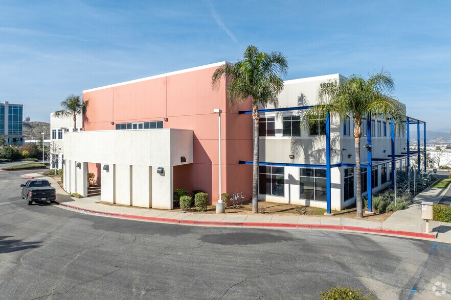 Primary Photo Of 1501 Research Park Dr, Riverside Office For Lease