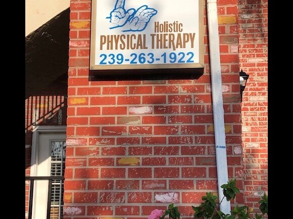 More Photos Of 501 Goodlette Rd N, Naples Unknown For Lease