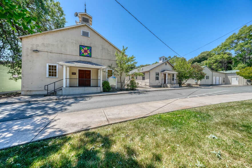 Primary Photo Of 12487 The Plaza, Clearlake Oaks Religious Facility For Sale