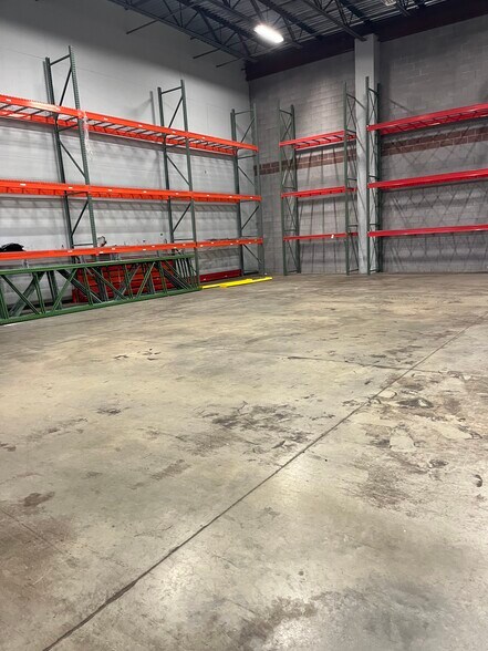 More Photos Of 5 E 1st St, Clifton Warehouse For Lease