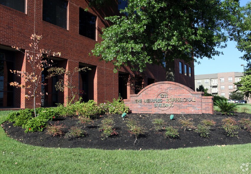 More Photos Of 1211 Union Ave, Memphis Medical For Lease