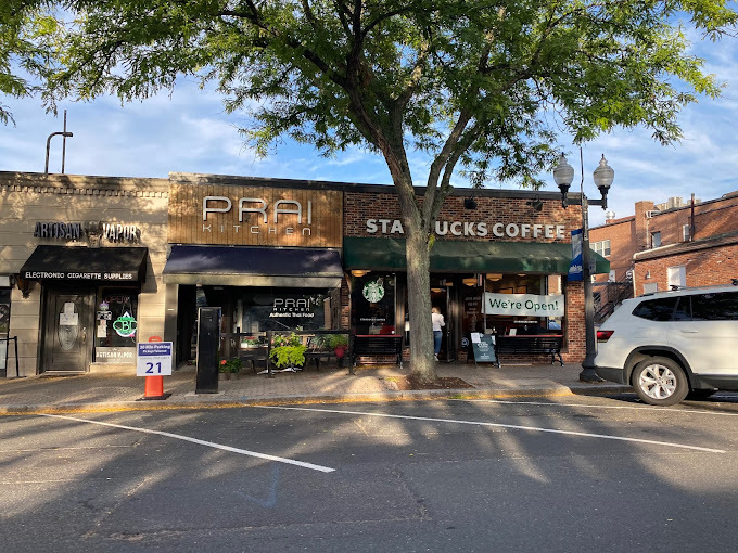 Primary Photo Of 27-39 Lasalle Rd, West Hartford Storefront For Lease