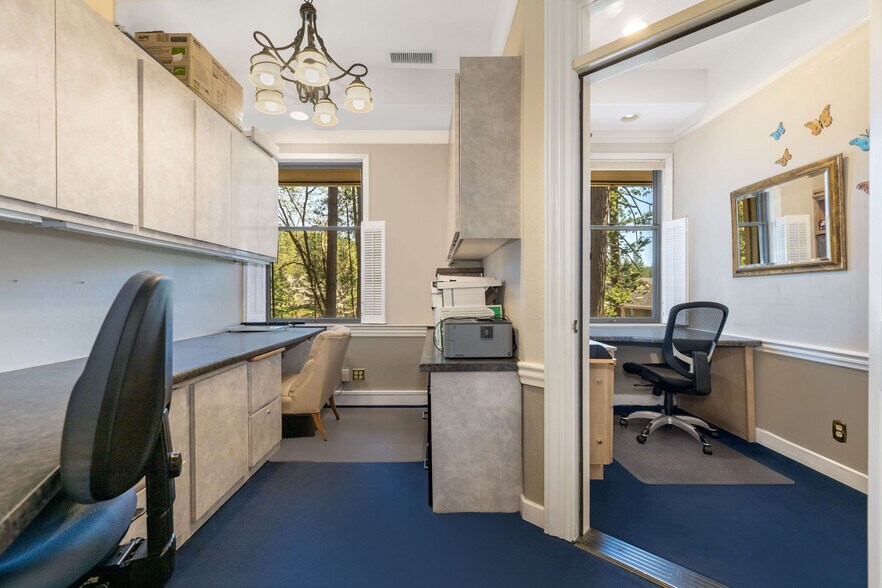 More Photos Of 565 Brunswick Rd, Grass Valley Office For Sale