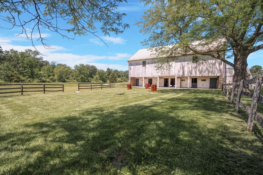 More Photos Of 1902 Jefferson Pike, Brunswick Lodge Meeting Hall For Lease