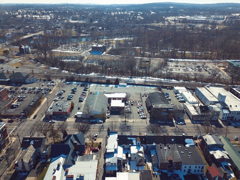 More Photos Of 62-64 E High St, Pottstown Freestanding For Lease