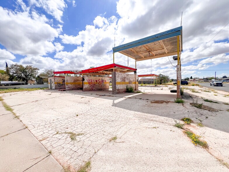 Primary Photo Of 600 Prairie Ave, Odessa Land For Sale