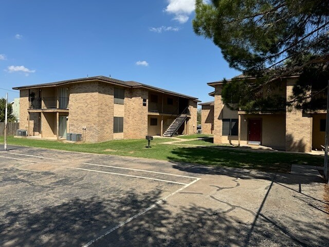 More Photos Of 3001 N Midland Dr, Midland Apartments For Sale
