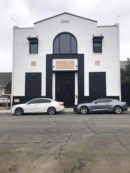 More Photos Of 124 N Townsend Ave, Los Angeles Loft Creative Space For Sale