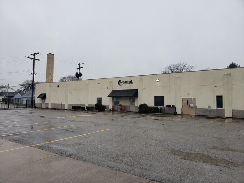 More Photos Of 1805-1809 E Main St, Columbus Medical For Sale