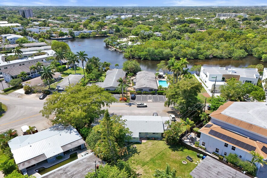 More Photos Of 1100 NE 18th Ct, Fort Lauderdale Apartments For Sale