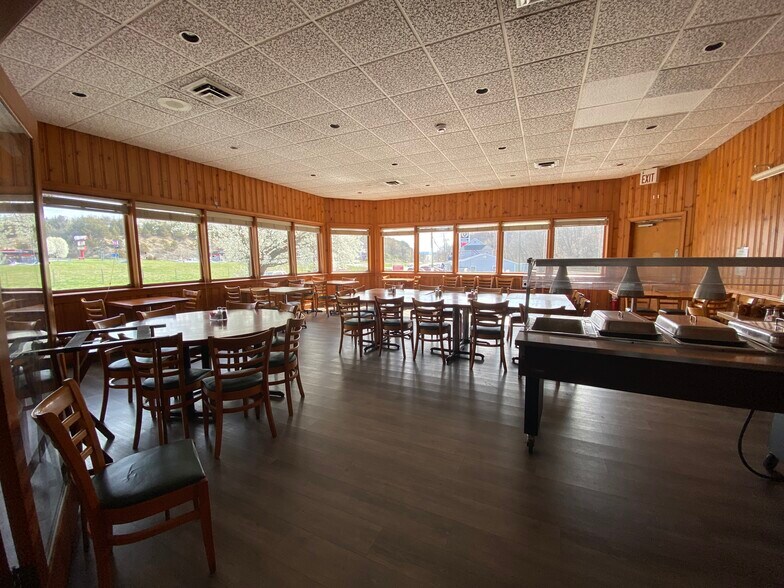 More Photos Of 74 Rowe Rd, Staunton Restaurant For Sale