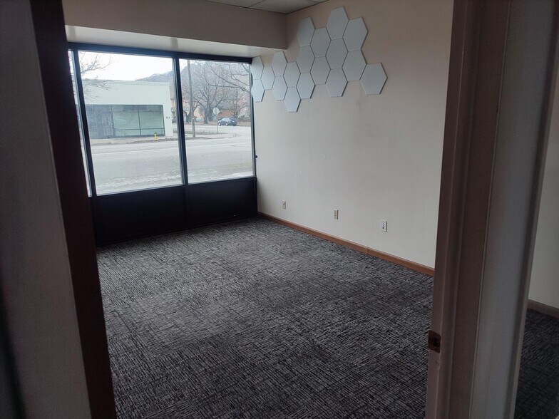 More Photos Of 2427 Jefferson Ave, Ogden Apartments For Lease