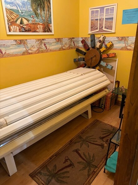 More Photos Of 145 E Main St, Sedan General Retail For Sale