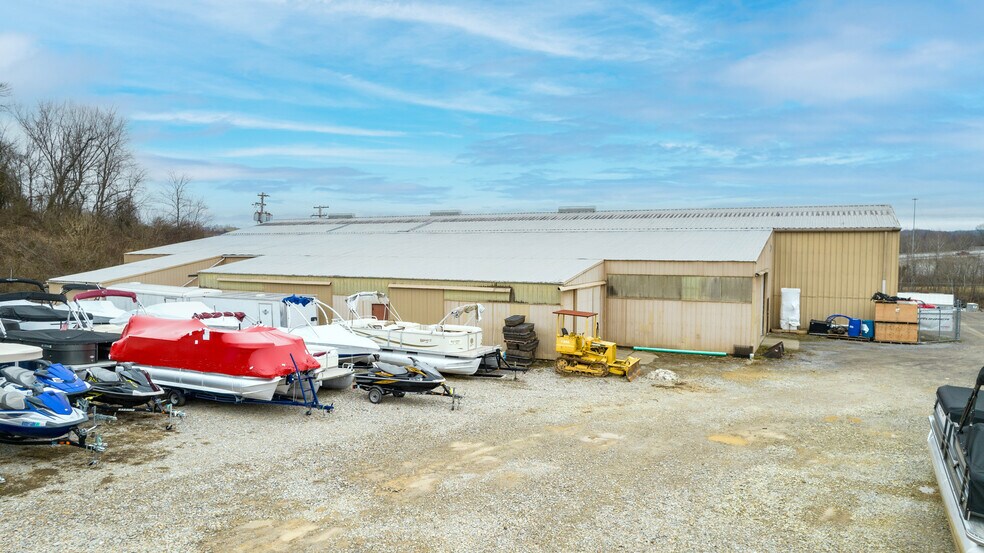 More Photos Of 2105 Pleasant Valley Rd, Fairmont Unknown For Lease