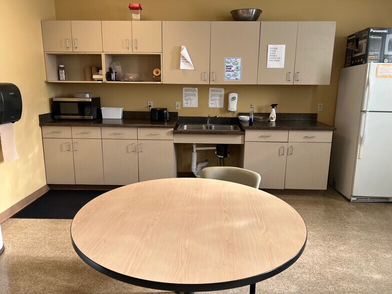 More Photos Of 4729-4737 Conner St, Detroit Freestanding For Sale