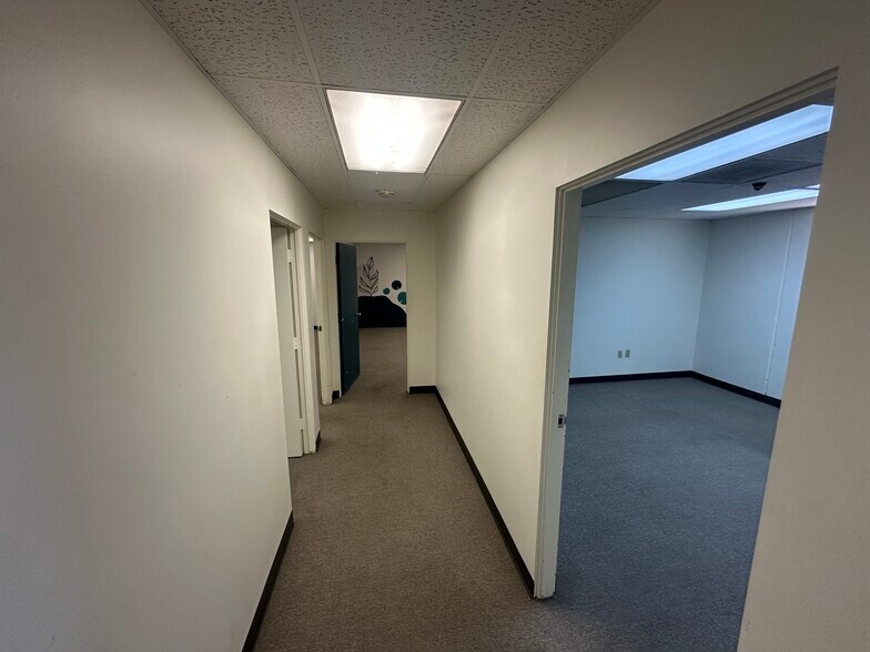 More Photos Of 13515 Excelsior Dr, Norwalk Warehouse For Lease