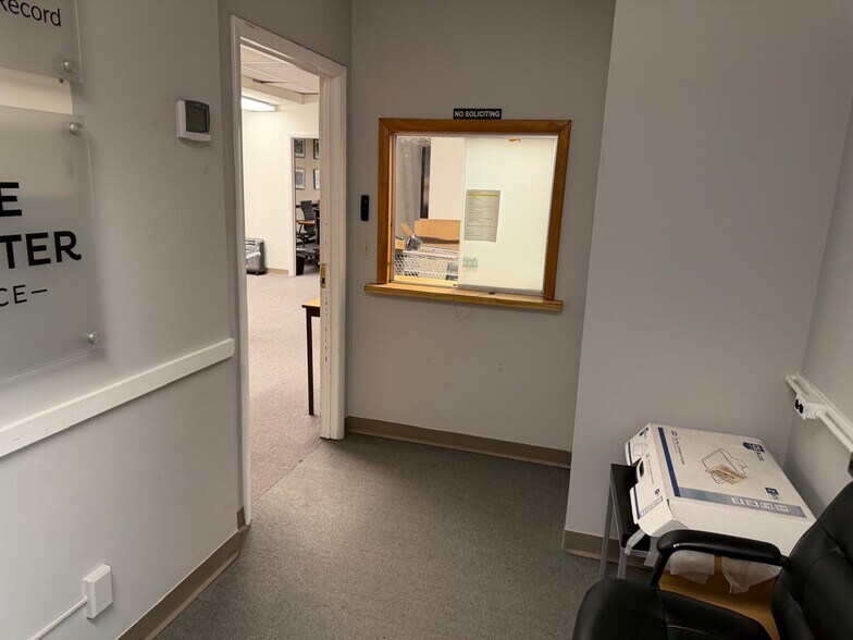 More Photos Of 1033-1061 Bloomfield Ave, Clifton Storefront Retail Office For Lease