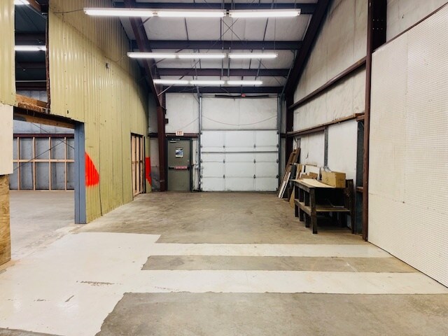 More Photos Of 1865 Main Ave N, Tillamook Storefront For Sale