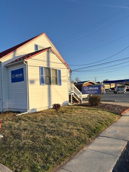 More Photos Of 8609 Old Harford Rd, Baltimore Office For Lease