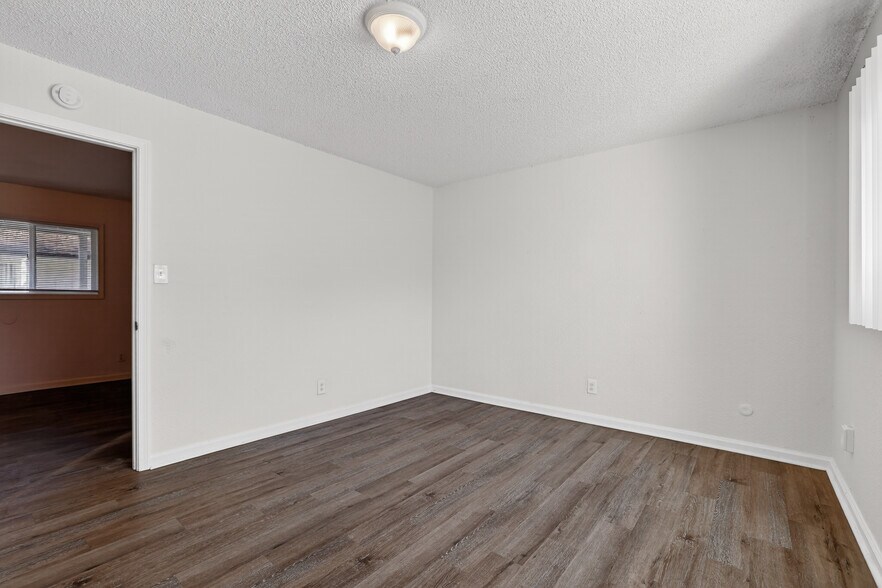 More Photos Of , Sacramento Multifamily For Sale