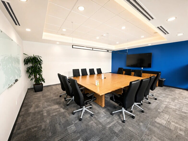 More Photos Of 8454 Parkwood Blvd, Plano Office For Lease