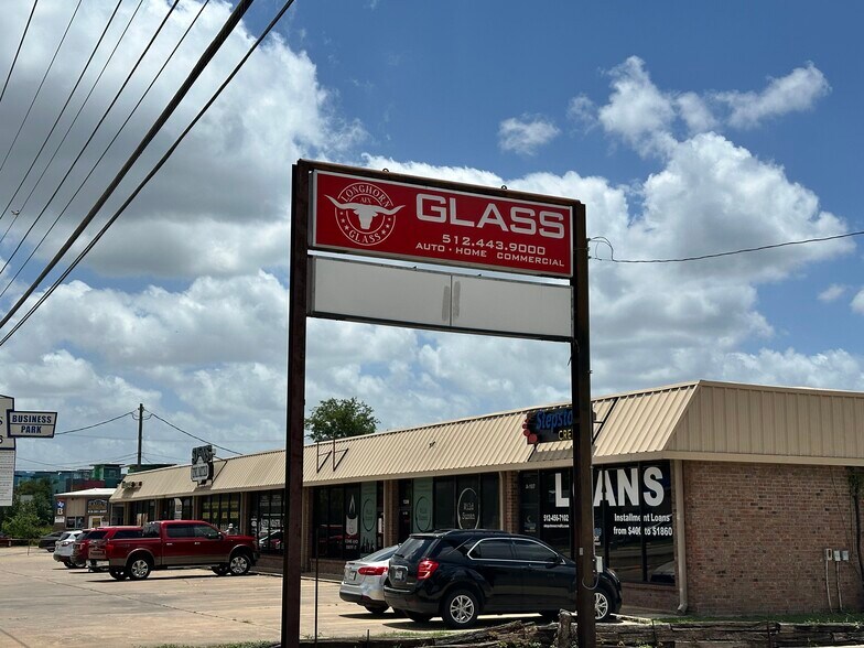 More Photos Of 13216 Pond Springs Rd, Austin Loft Creative Space For Lease