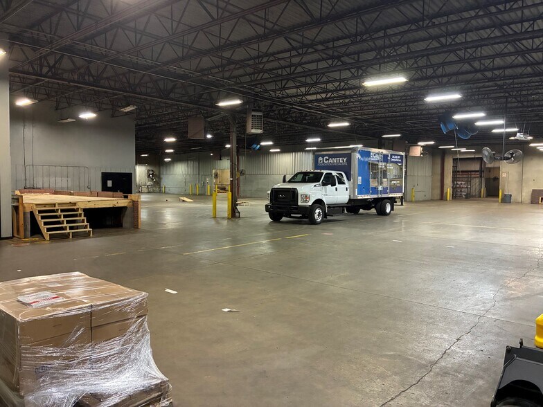 More Photos Of 3995 Pine Ln SE, Bessemer Manufacturing For Lease