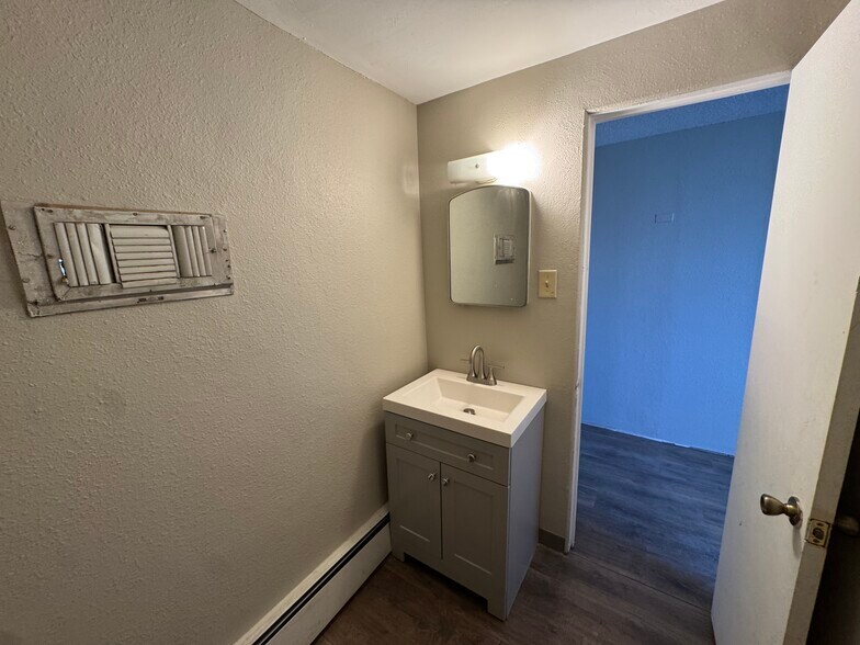 More Photos Of 1460 North Ave, Grand Junction General Retail For Lease