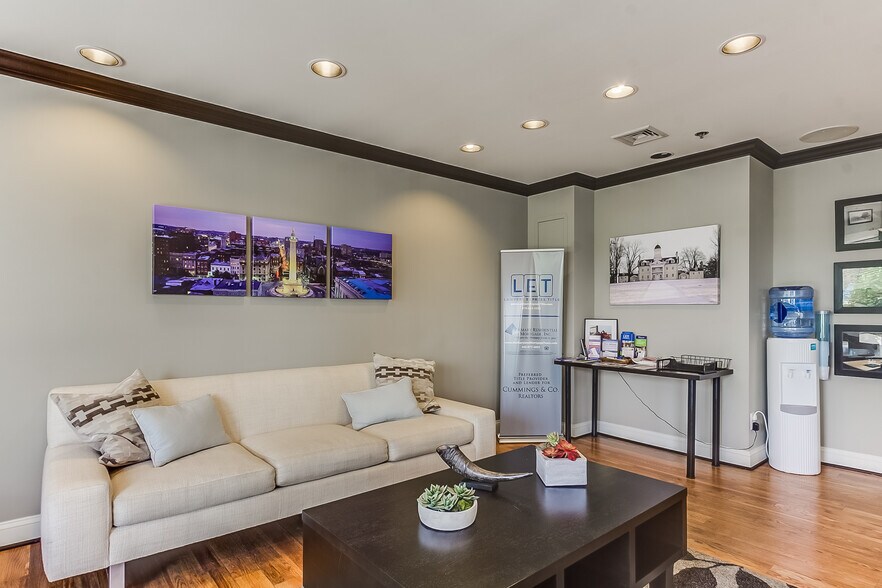 More Photos Of 1615 York Rd, Lutherville Office For Lease