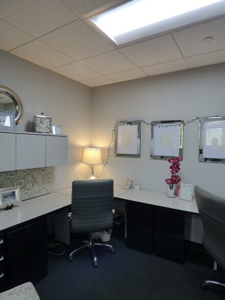 More Photos Of 900 Main St, Pleasanton Office For Lease