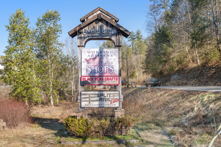More Photos Of 849 Glades Rd, Gatlinburg Specialty For Sale