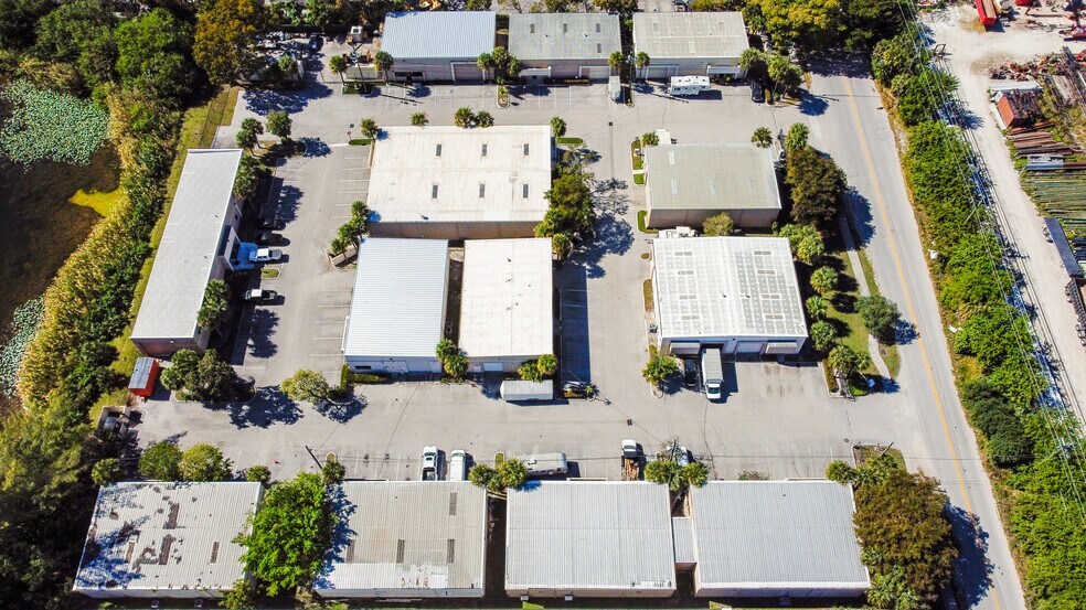 More Photos Of 3434 SW 15th St, Deerfield Beach Warehouse For Sale