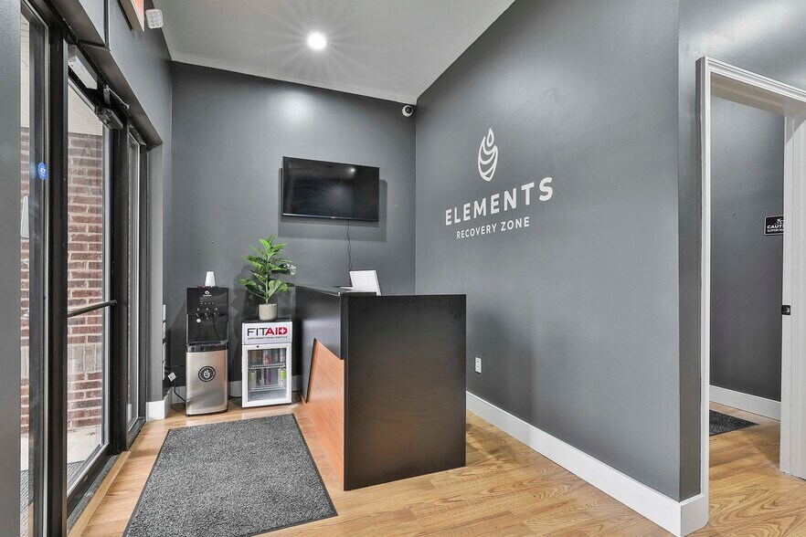 More Photos Of 1065 Sullivan Rd, Newnan Unknown For Lease