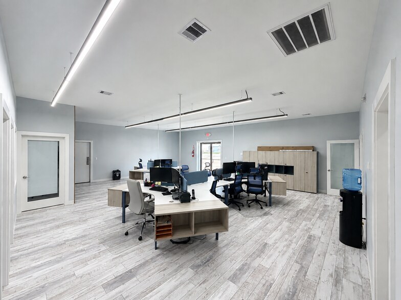 More Photos Of 21219 Blair Rd, Conroe Industrial For Sale