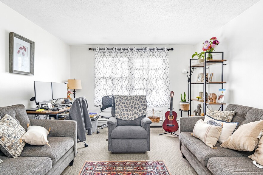 More Photos Of 25 Margaret St, Pawtucket Apartments For Sale