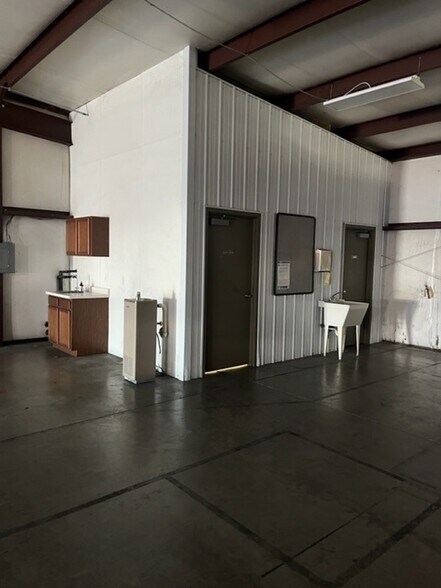 More Photos Of 2412 S Crabtree Dr, Princeton Industrial For Lease