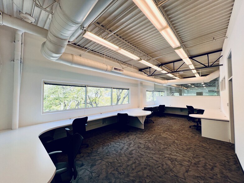 More Photos Of 10549-10555 Jefferson Blvd, Culver City Unknown For Lease