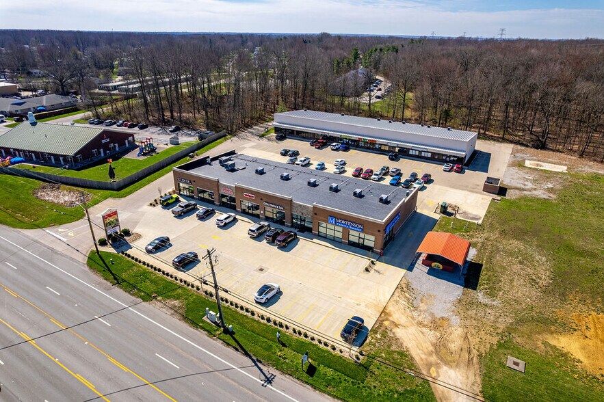 More Photos Of 1301 Ohio Pike, Amelia Storefront For Lease