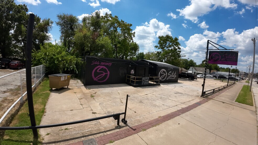 More Photos Of 4210 E 11th St, Tulsa Freestanding For Sale