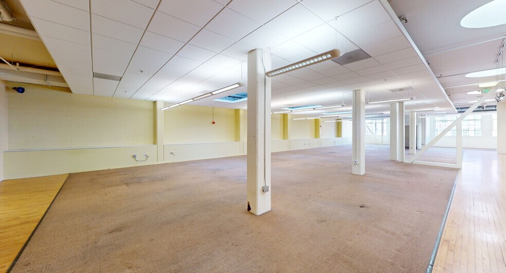 More Photos Of 982 Mission St, San Francisco Loft Creative Space For Lease