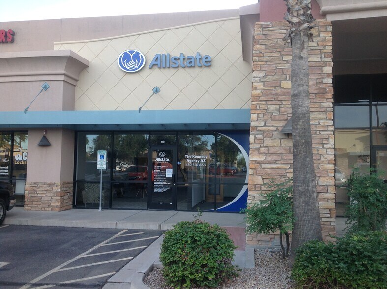 Primary Photo Of 81 S McQueen Rd, Gilbert Storefront For Lease