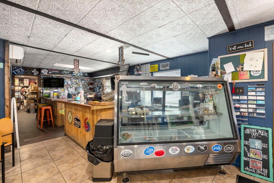 More Photos Of 18541 Mueschke Rd, Cypress Restaurant For Sale