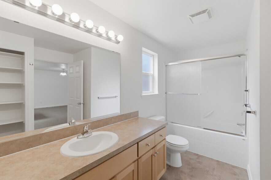 More Photos Of 355 King St S, Salem Multifamily For Sale