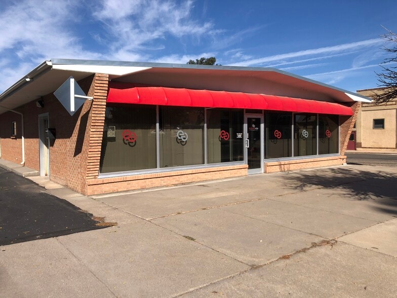 Primary Photo Of 502 Colorado Ave, La Junta Medical For Sale