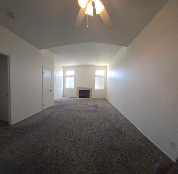 More Photos Of 42995 Park Pl, Palm Desert Apartments For Sale