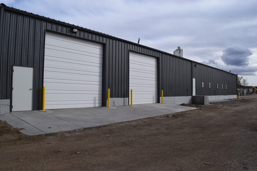 More Photos Of 4241 E 64th Ave, Commerce City Warehouse For Lease